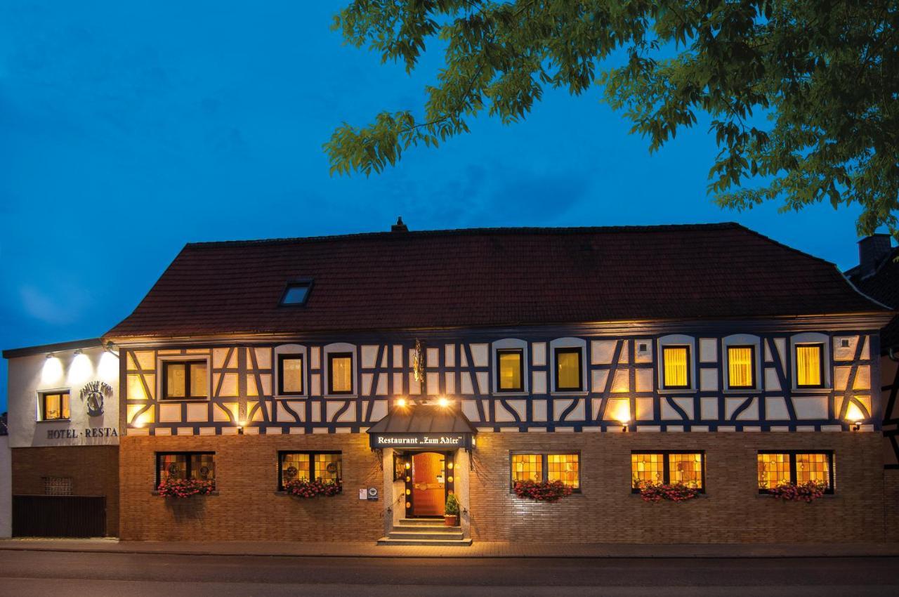 Hotel Zum Adler Nidderau Buitenkant foto
